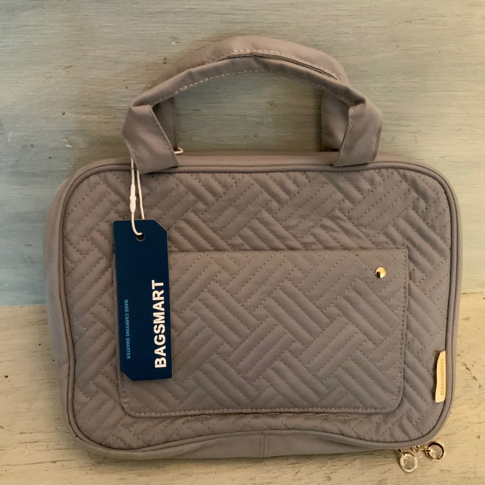 Bagsmart Gray Diamond Quilted Pattern Hanging Travel Cosmetic Toiletry Bag NWT